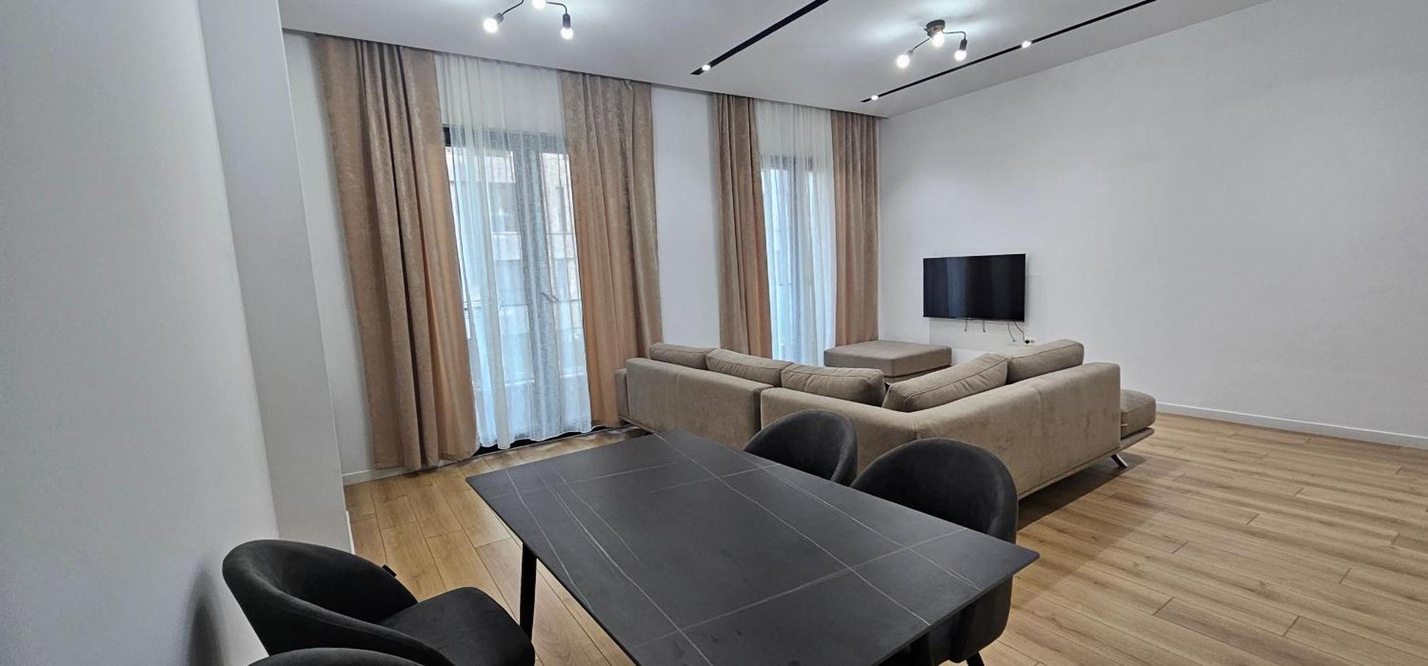 Free Parking Tirana Modern Escape Apartment ภายนอก รูปภาพ