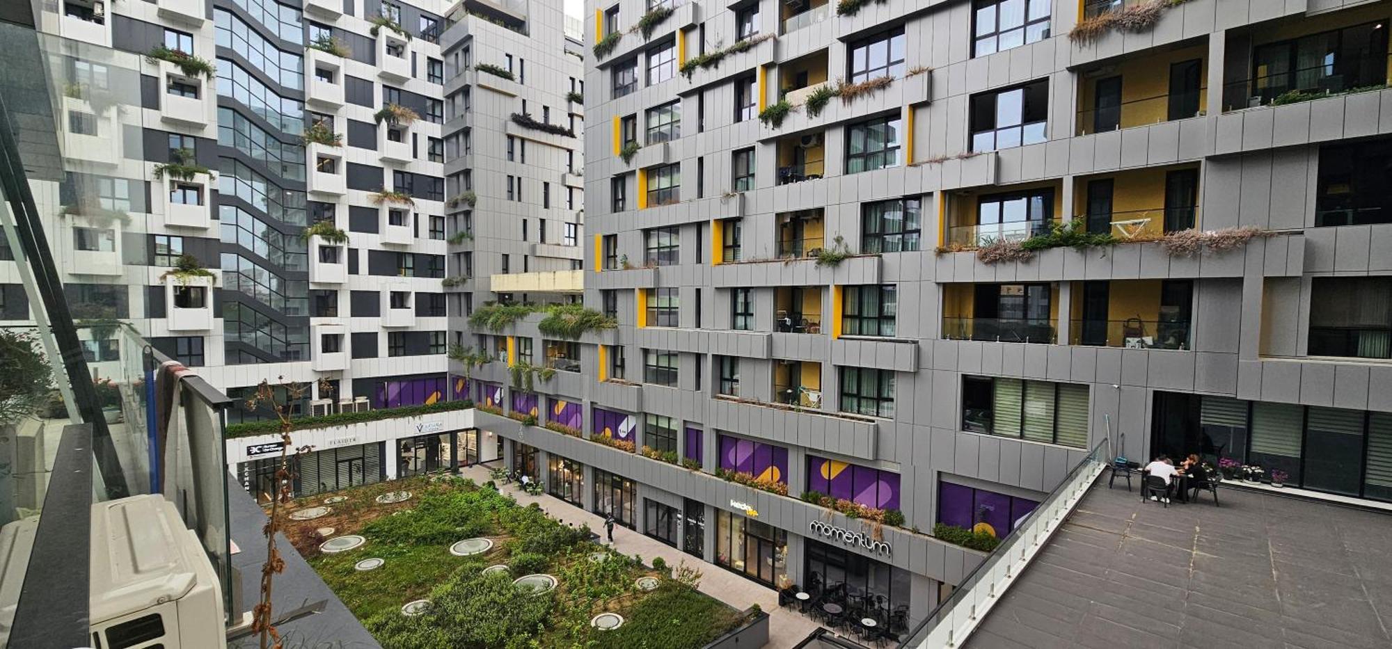 Free Parking Tirana Modern Escape Apartment ภายนอก รูปภาพ
