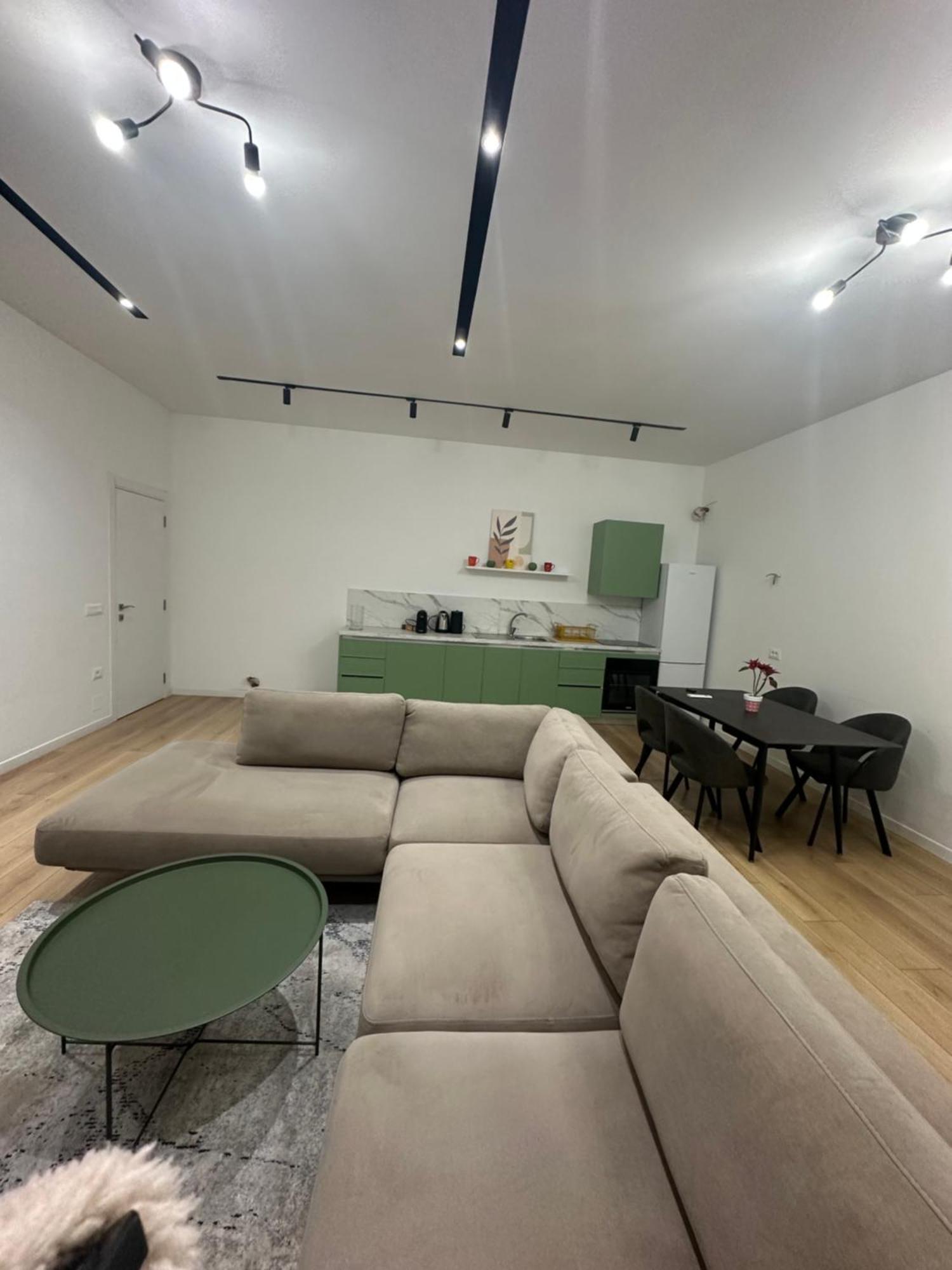 Free Parking Tirana Modern Escape Apartment ภายนอก รูปภาพ